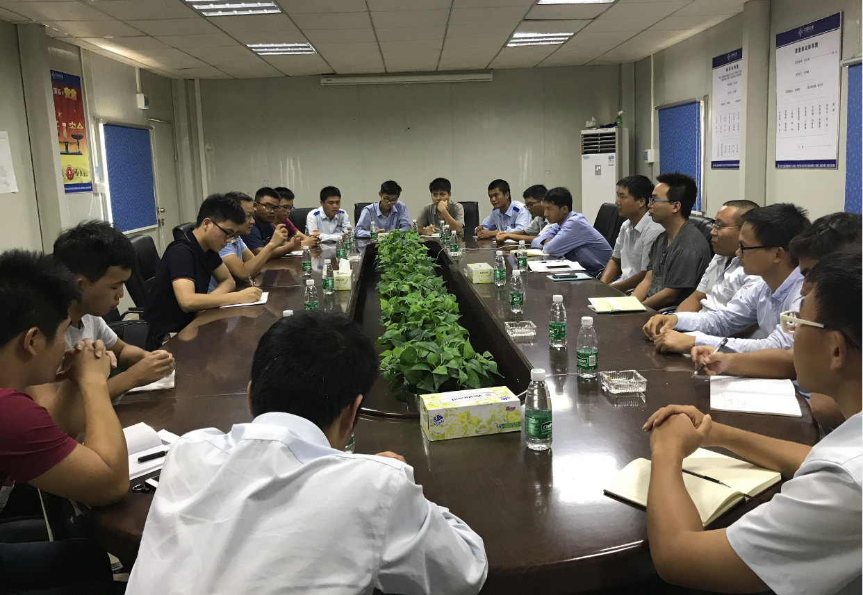 港灣工程公司組織召開大學生座談會