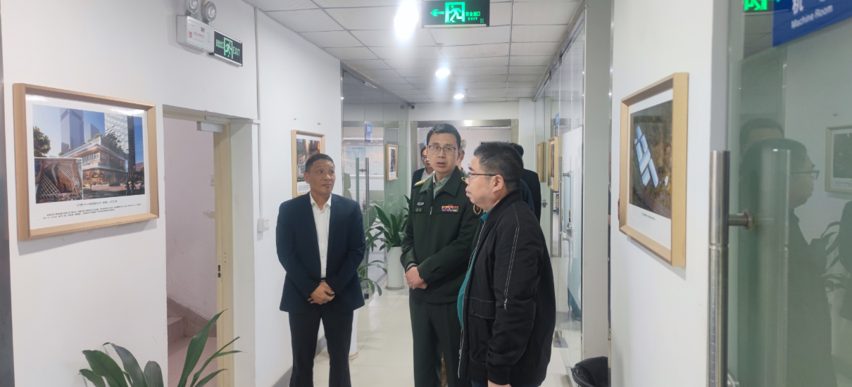南山區(qū)委常委、區(qū)人武部政委常華一行蒞臨港灣工程公司開(kāi)展民兵組織整頓潛力調(diào)查座談會(huì)