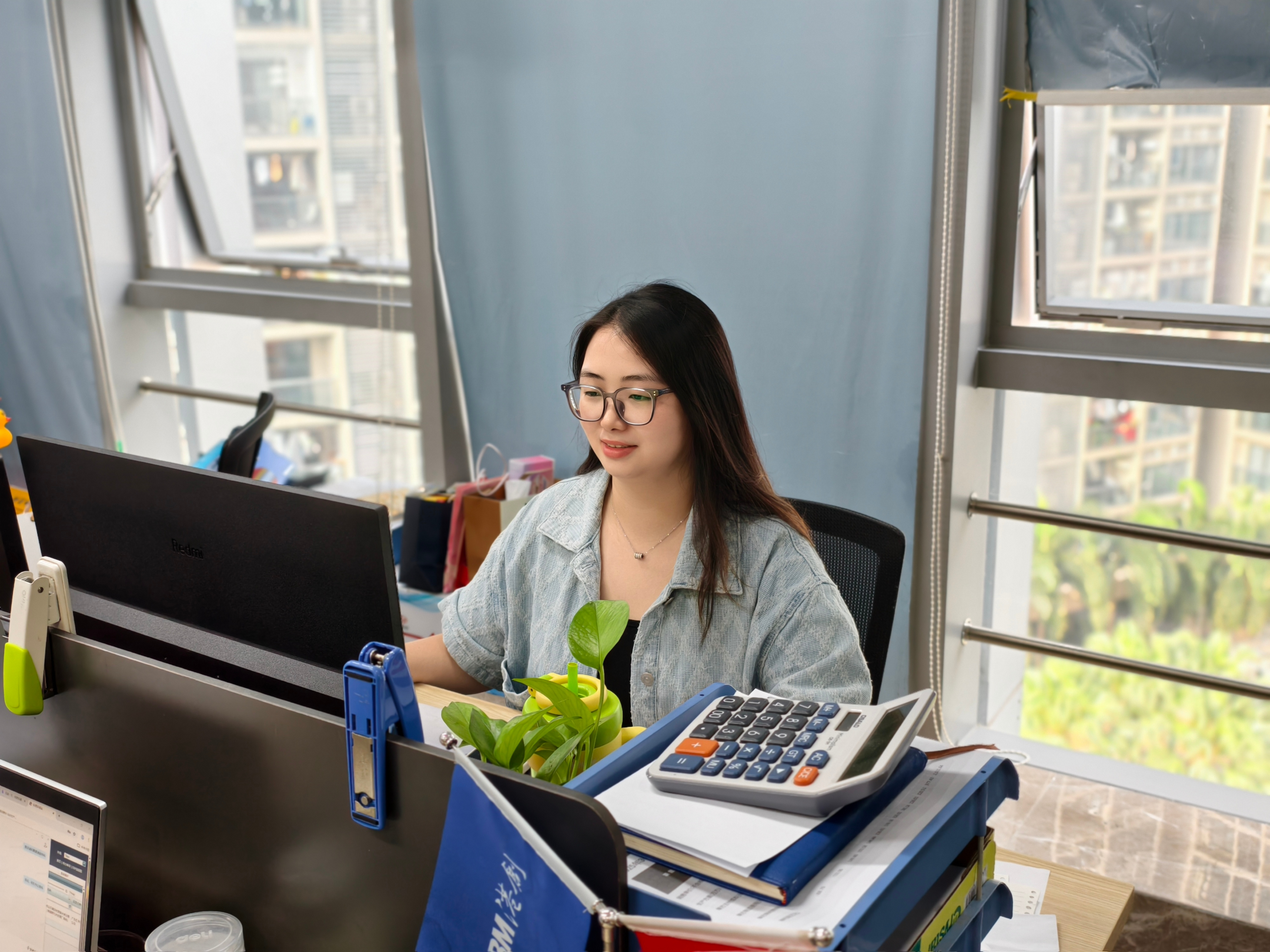 人物專欄丨港創(chuàng)股份公司運(yùn)營(yíng)管理部任嘉璐：乘風(fēng)破浪，不負(fù)韶華時(shí)光